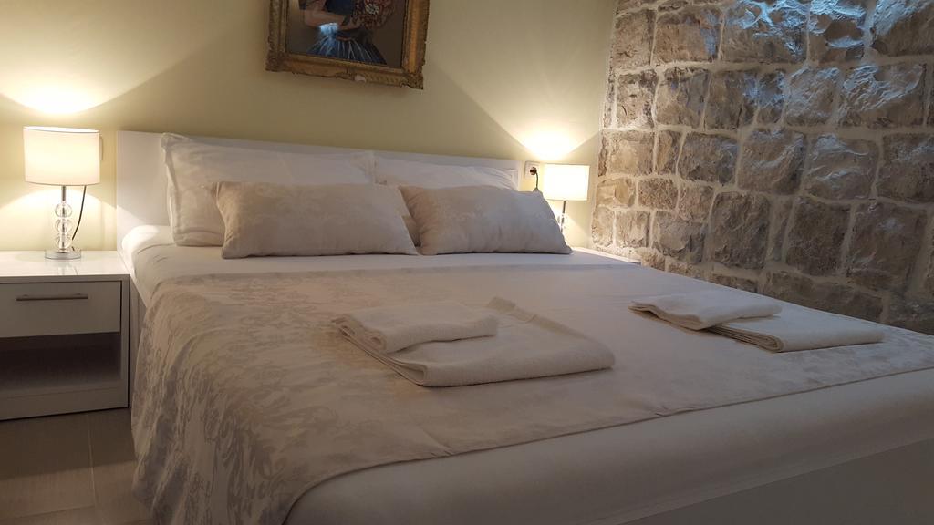 Rooms Valentino Split Exterior foto